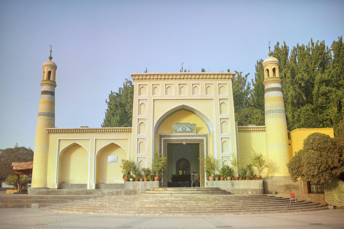 External Appearance of Id Kah Mosque